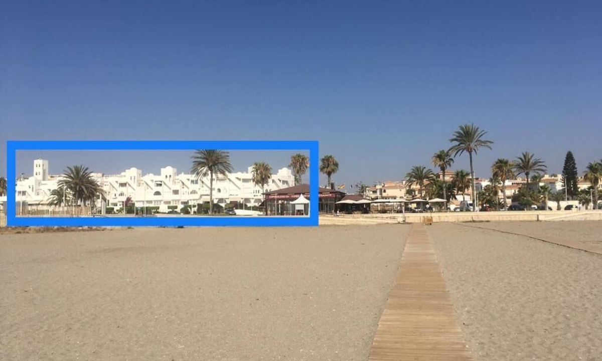 Garrucha Apartment | 1 minute walk from the beach. Charming apartment, unbeatable location!