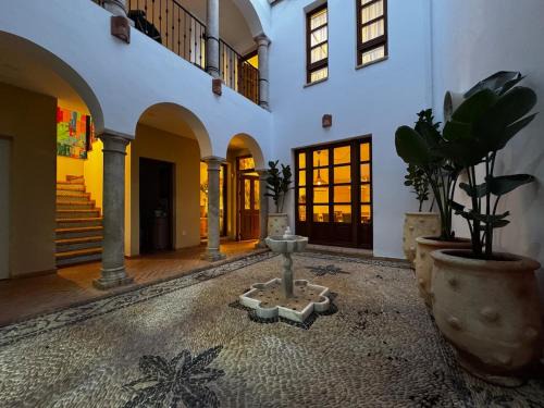 San Andres-San Pablo Villa | 10 pax Downtown The Emir's Villa Free Parking
