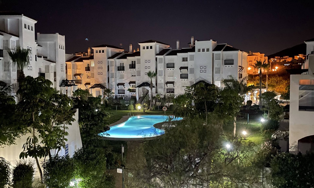 San Luis de Sabinillas Apartment | 2 private swimming pools, sand beach at 450m, South oriented terras