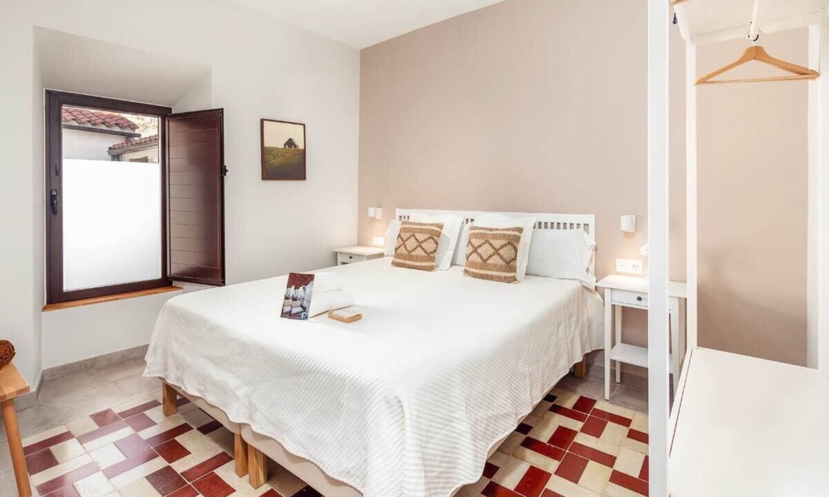 Plaza Mayor Apartment | 203 Roomy - Apartments Plaza Mayor 35