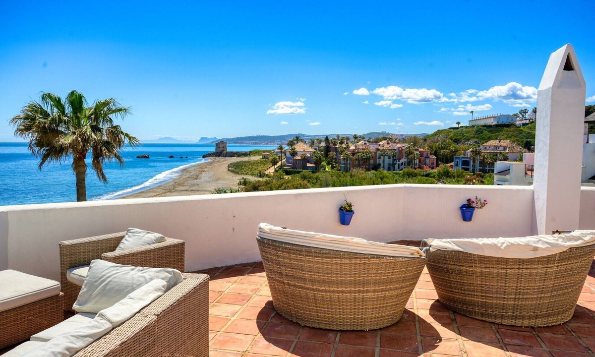 Bahia de Casares House | 3180 Duplex Penthouse with Panoramic Sea Views