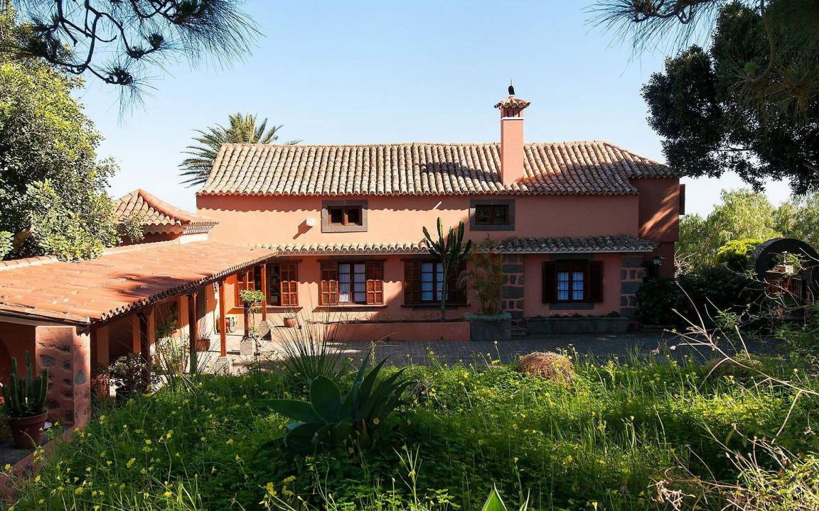 Santa Brigida House | 480 m² House ∙ 5 bedrooms ∙ 10 guests