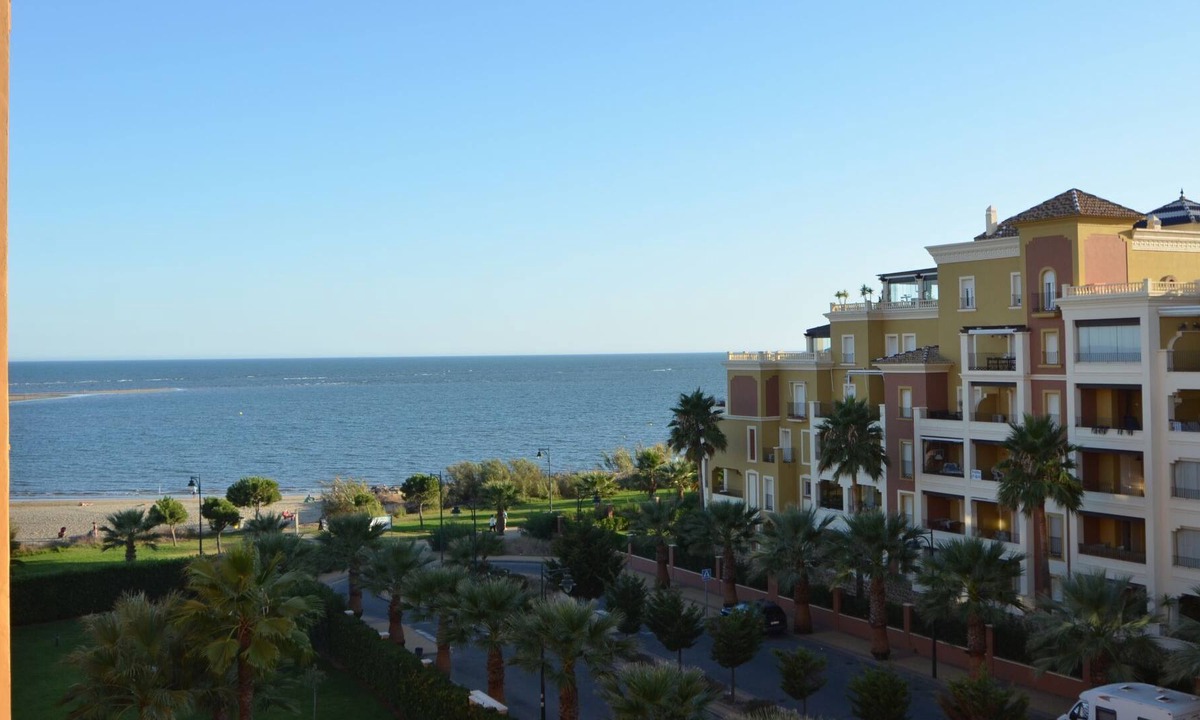Ayamonte Apartment | ALBATROS 107 - Two Bedroom Apartment, Sleeps 5