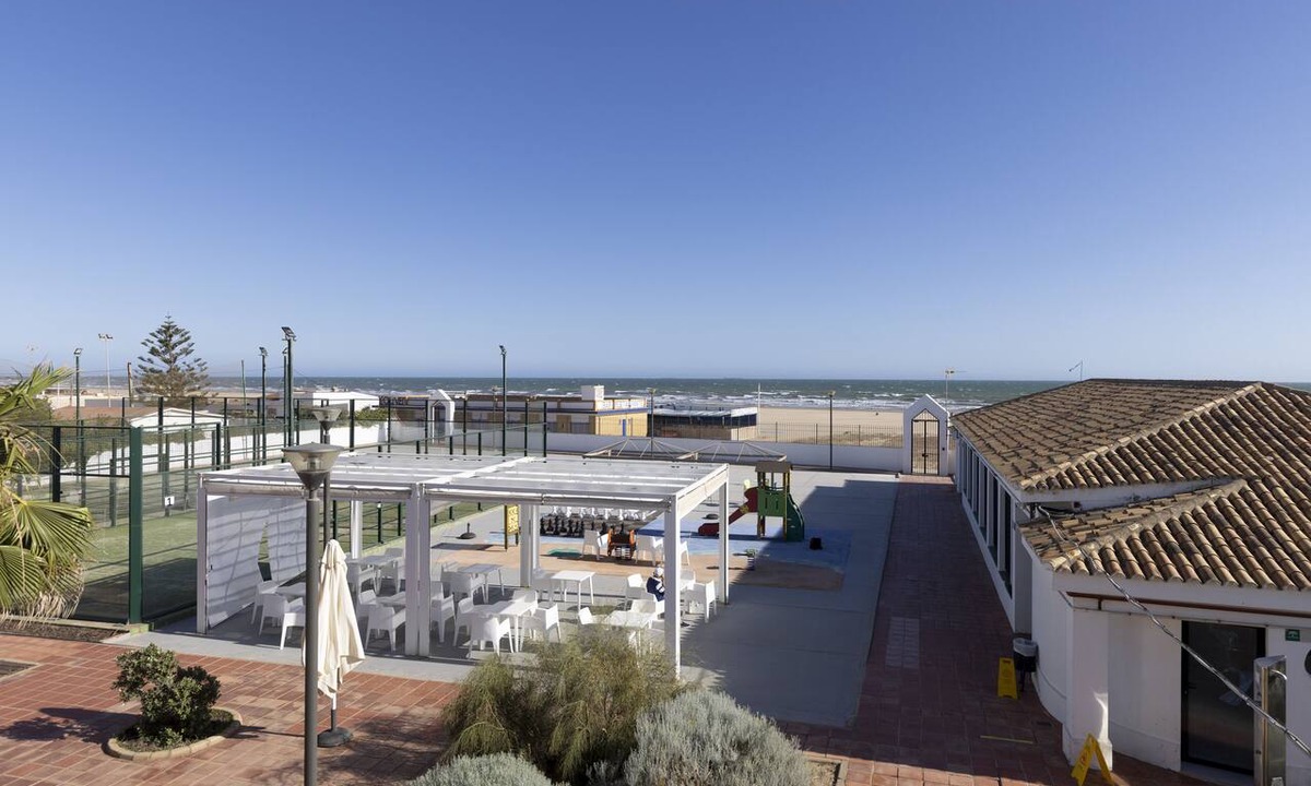 Punta Umbria Hostel | Albergue Inturjoven Punta Umbria - Hostel