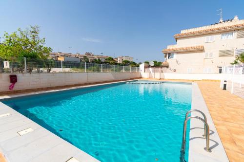 Los Geraeos Apartment | Apartamento con Terraza, Piscina y Parking By Aloha Palma