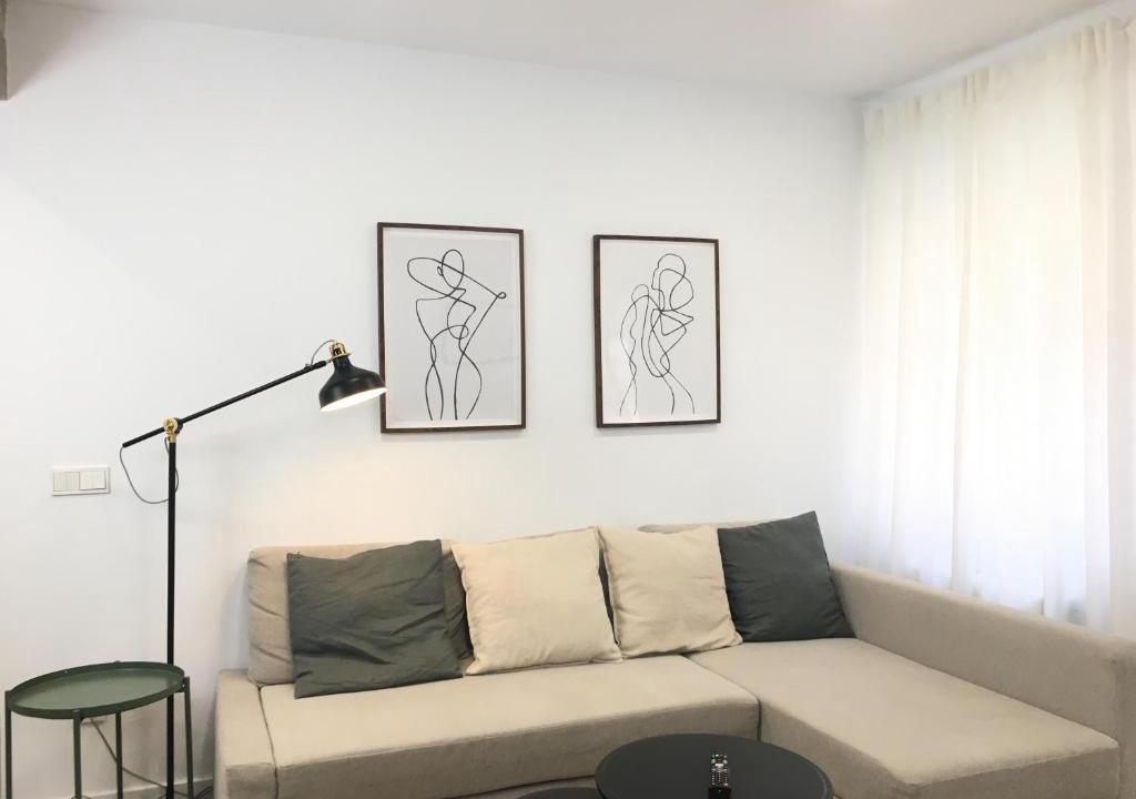 Oeste Apartment | Apartamento nuevo y moderno Plaza del Oeste !!!