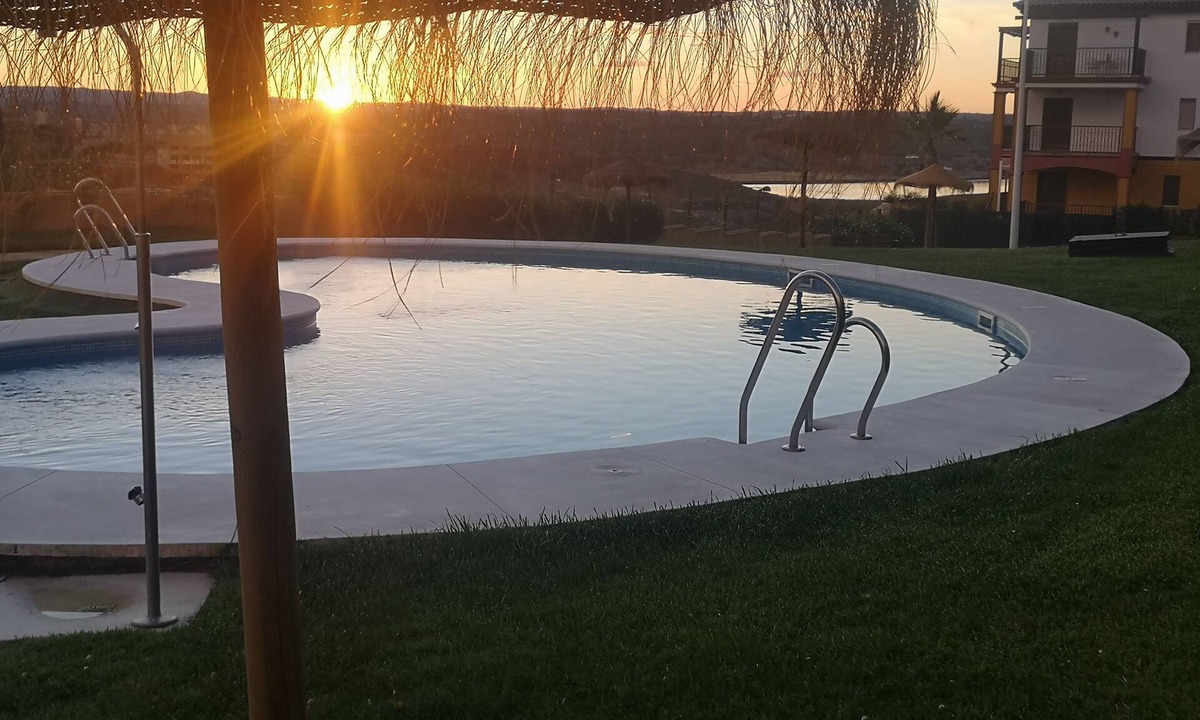 Costa Esuri Apartment | Apartamento Terraza, Piscinas, Golf and Playas en La Costa de la Luz y El Algarve