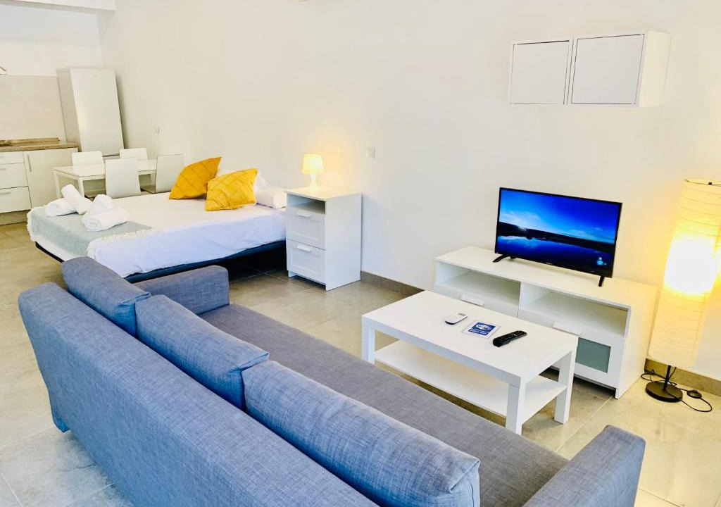 Parque Cruz Conde Apartment | Apartamentos Pintor Losada