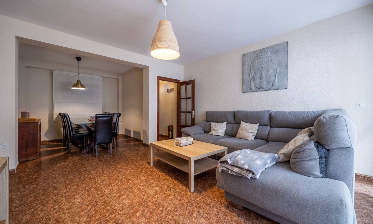 Huerta del Rey Vallellano Apartment | Apartment at the entrance of the old quarter