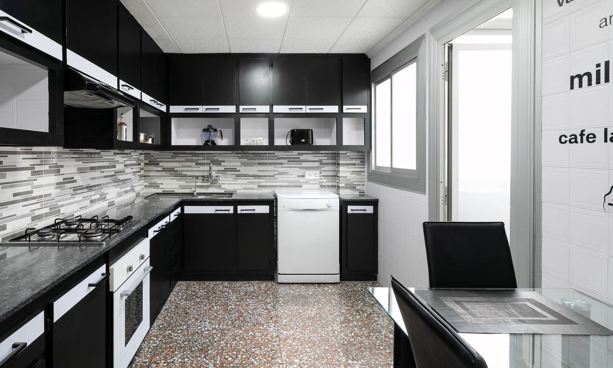 Elche Apartment | Apartment "Erick" close to City Centre with Wi-Fi