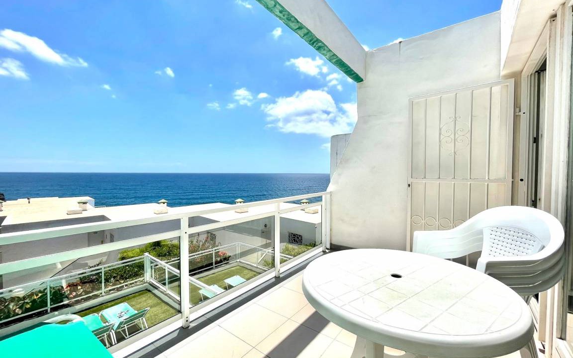 Playa del Aguila Apartment | Apartment, Wifi, pool in Playa del Aguila