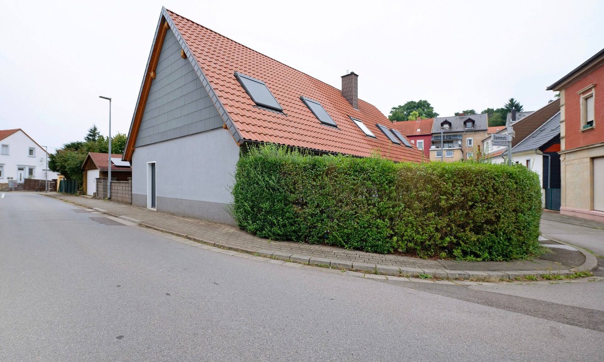 Sankt Ingbert Apartment | Apartment 'Fewo Weber' with Wi-Fi
