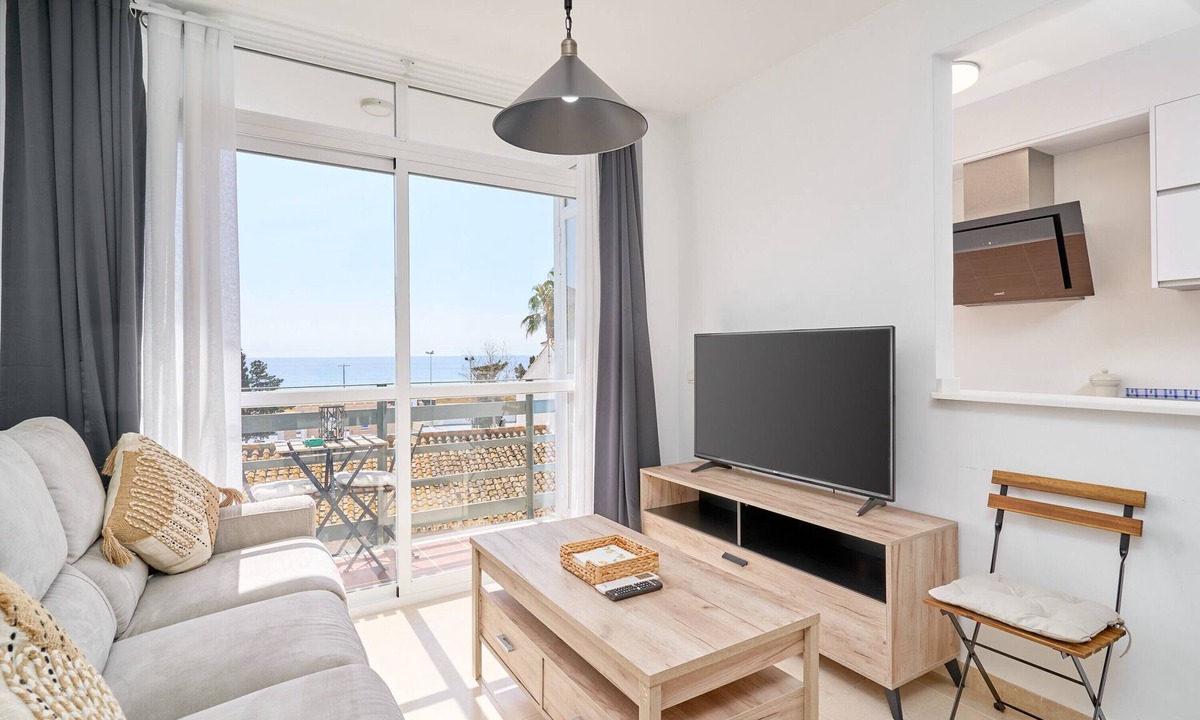 El Morche Apartment | Apartment 'Marina De El Morche' with Sea View, Wi-Fi and Air Conditioning