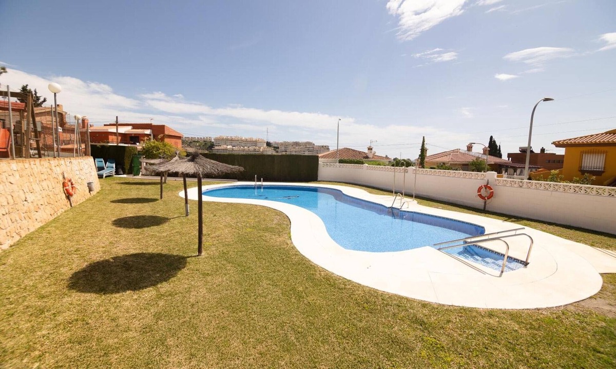 La Cala del Moral House | Apartment 'Melina' with Sea View, Wi-Fi and Air Conditioning