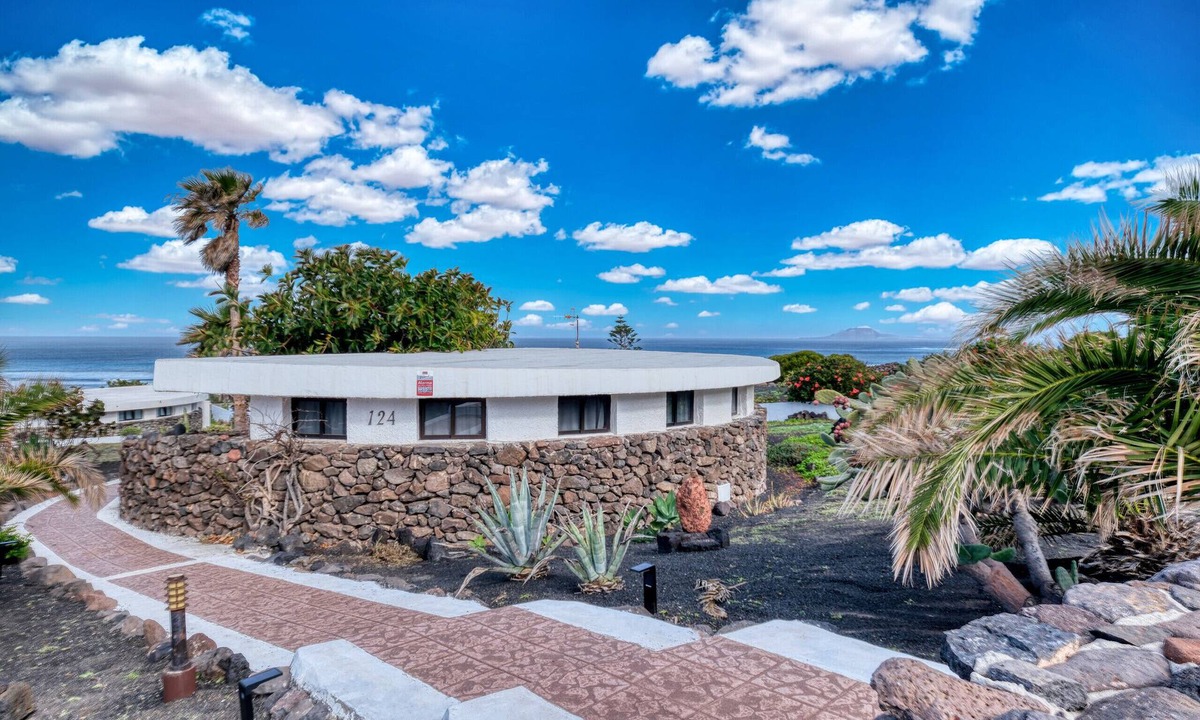 Urbanizacion Famara House | Atlántico Famara Ocean views Beach 2 min LVH