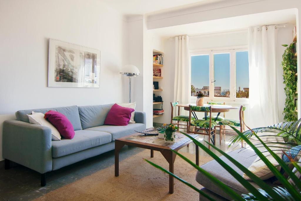 El Palo Apartment | Beach and the City Apartment