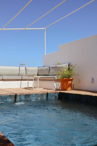 Jimena de la Frontera Villa | Beautiful villa with private pool and mountain views