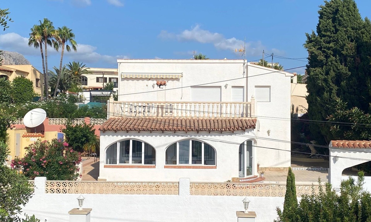 Calpe Villa | Belle Villa, Piscine et Parking Privés, vue sur Penon, Plages et Ville à 1500 m