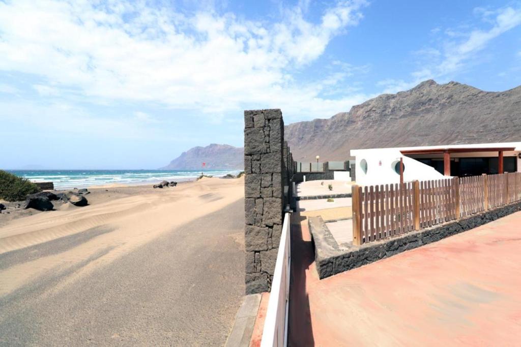 Urbanizacion Famara House | best beach house in Lanzarote