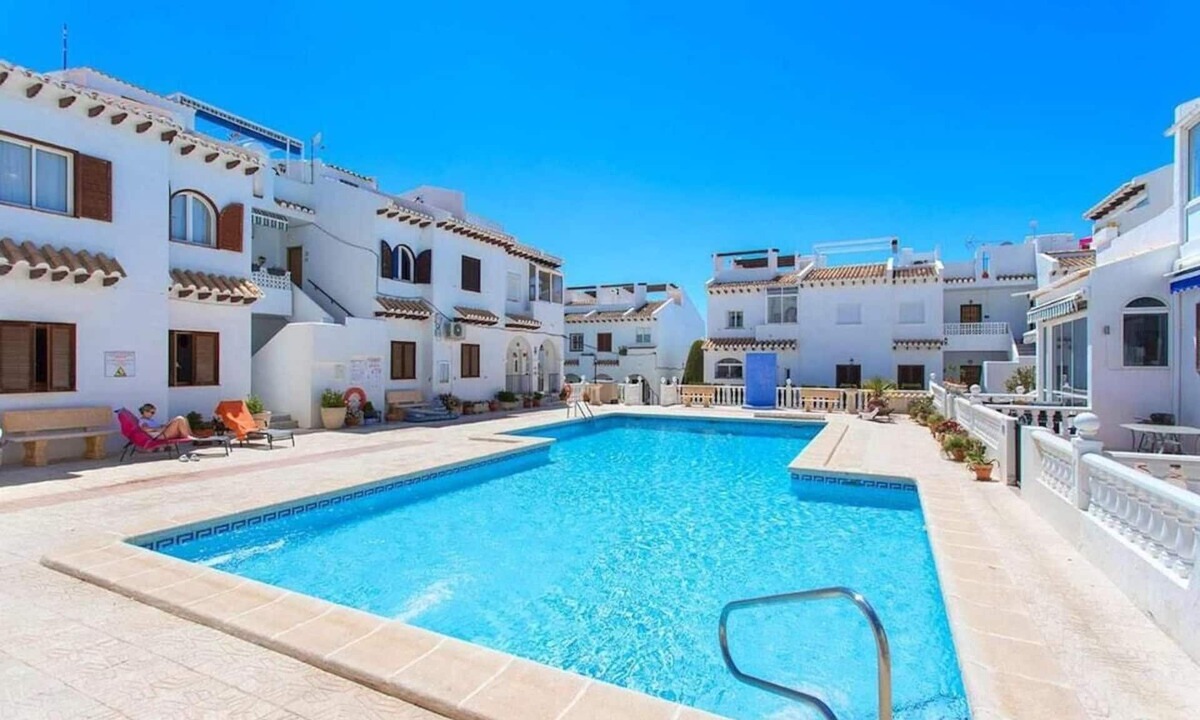Quesada House | Bravo Ciudad Quesada by Villas&You