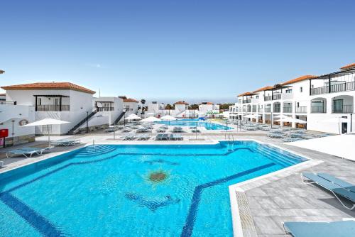 Castillo Caleta de Fuste Hotel | Broncemar Beach Suites
