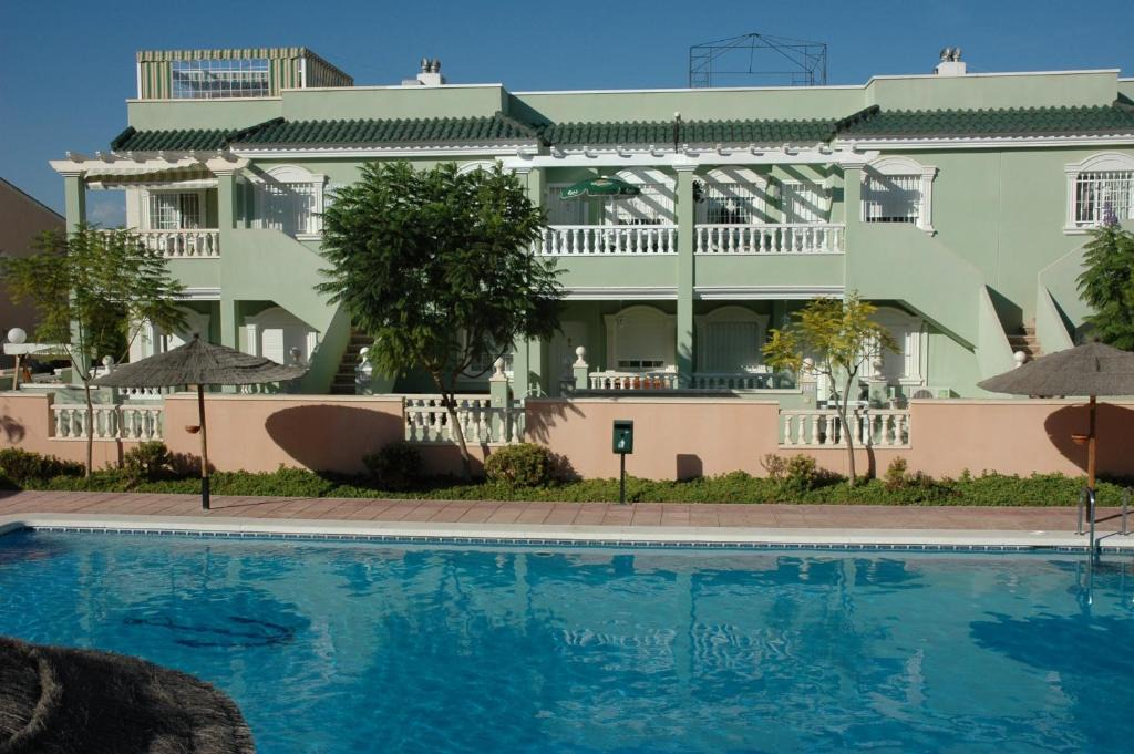 Los Arenales del Sol Apartment | Bungalow Schneider