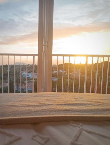 Muchamiel Apartment | California Suite - All-day Sunny 2-Bedroom Apartment