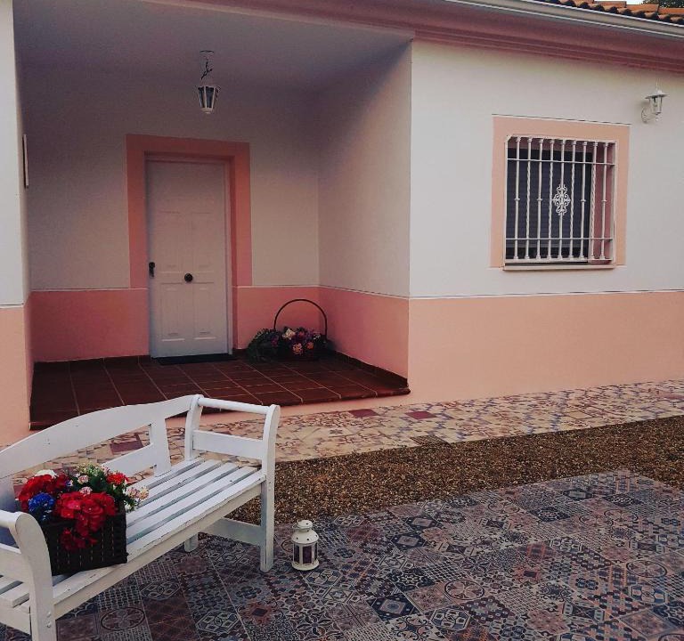 Almodovar del Rio Villa | Casa con piscina de agua salada Villa Pepucho 1