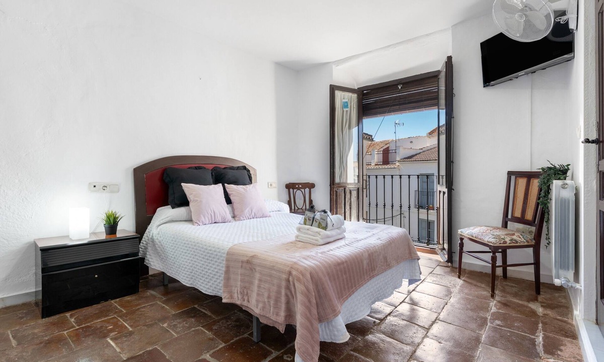 Alhama de Granada Apartment | Casa Cubo Rural Home H12 – Authentic Charm in Alhama de Granada