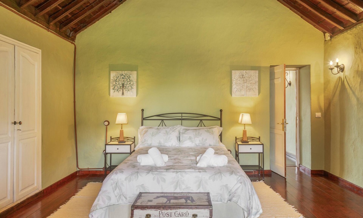 Santa Brigida House | Casa Isabel: Vacation Home with Mountain Views, Wi-Fi, and Air Conditioning