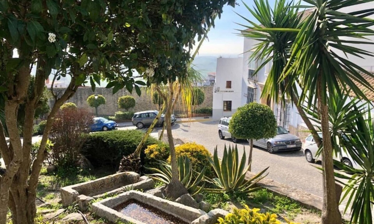 Medina-Sidonia Apartment | Casa La Muralla: a romantic boutique house by the historic walls of Medina Sidonia