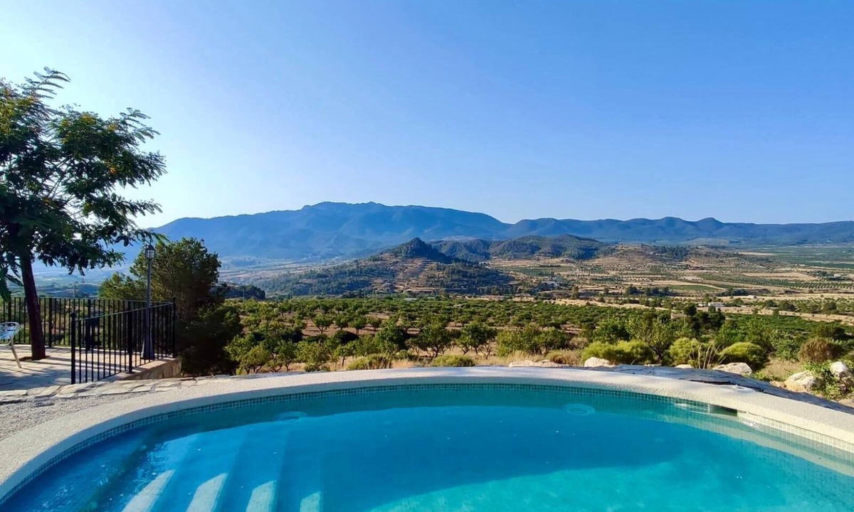 La Bermeja Cottage | Casa Romeriko with incredible mountain views. Private pool, barbecue and fireplace.