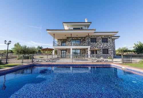 Chella Villa | Casa Rural la Montana 1
