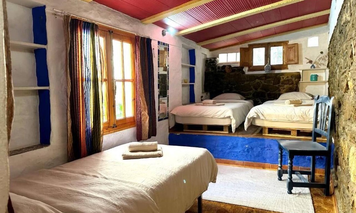 Zahara de la Sierra House | Cinco Lunas - Alojamiento Vegetariano