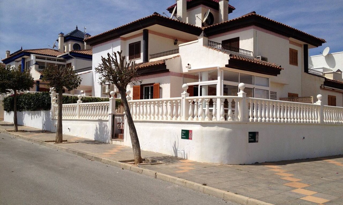 Pilar de la Horadada House | Coastal Holiday Home in Pilar de la Horadada