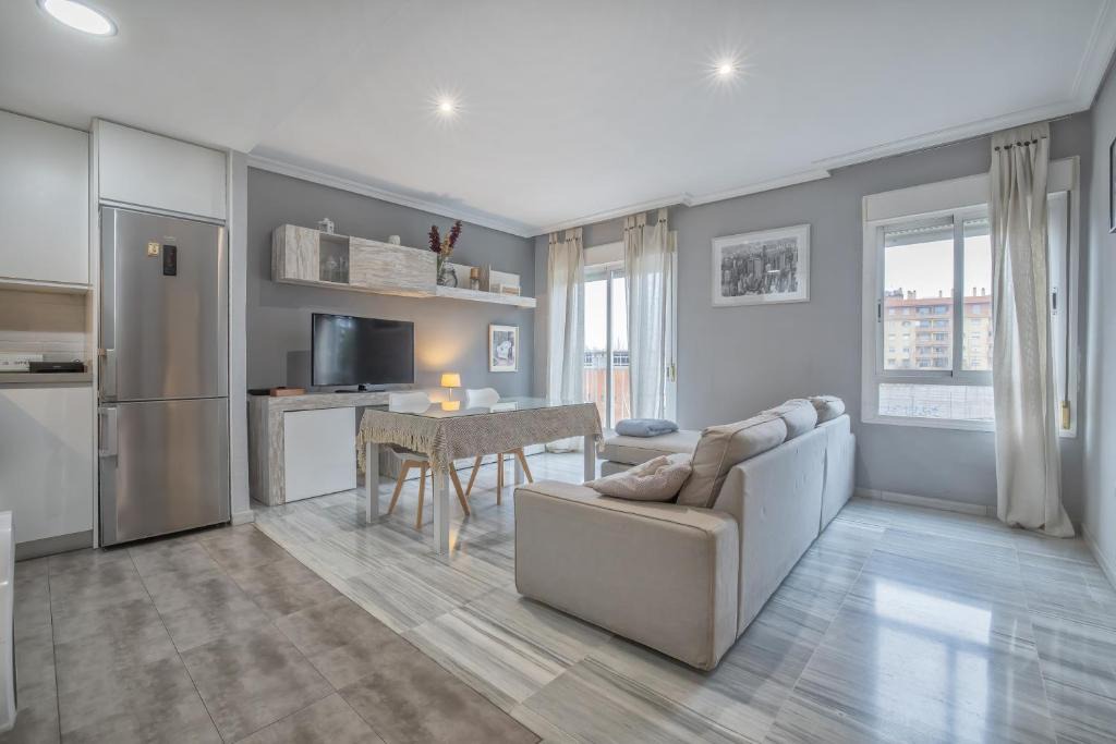 Cercadilla-Medina Azahara Apartment | Coral & Apartment & Parking