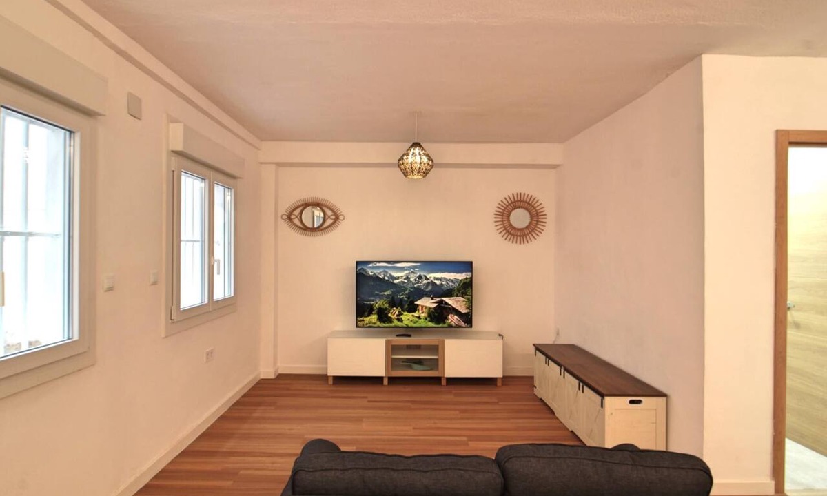 Ciudad Jardin Apartment | CORDOBA SUITE WITH SELF CHECKIN