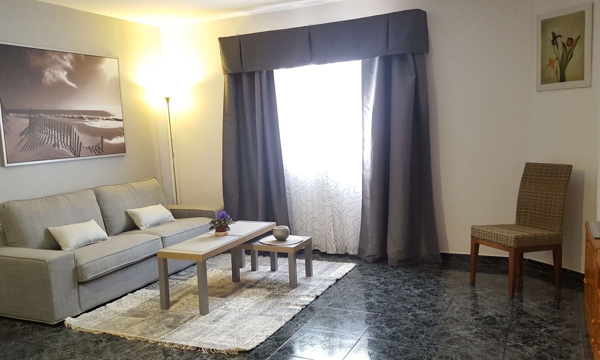 Vecindario Apartment | Cosy & comfortable apartment center Vecindario. FREE WIFI