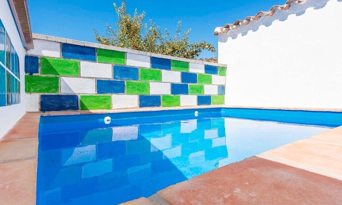 Cortes de la Frontera House | Country House 'La Fresneda' with Mountain View, Wi-Fi and Air Conditioning
