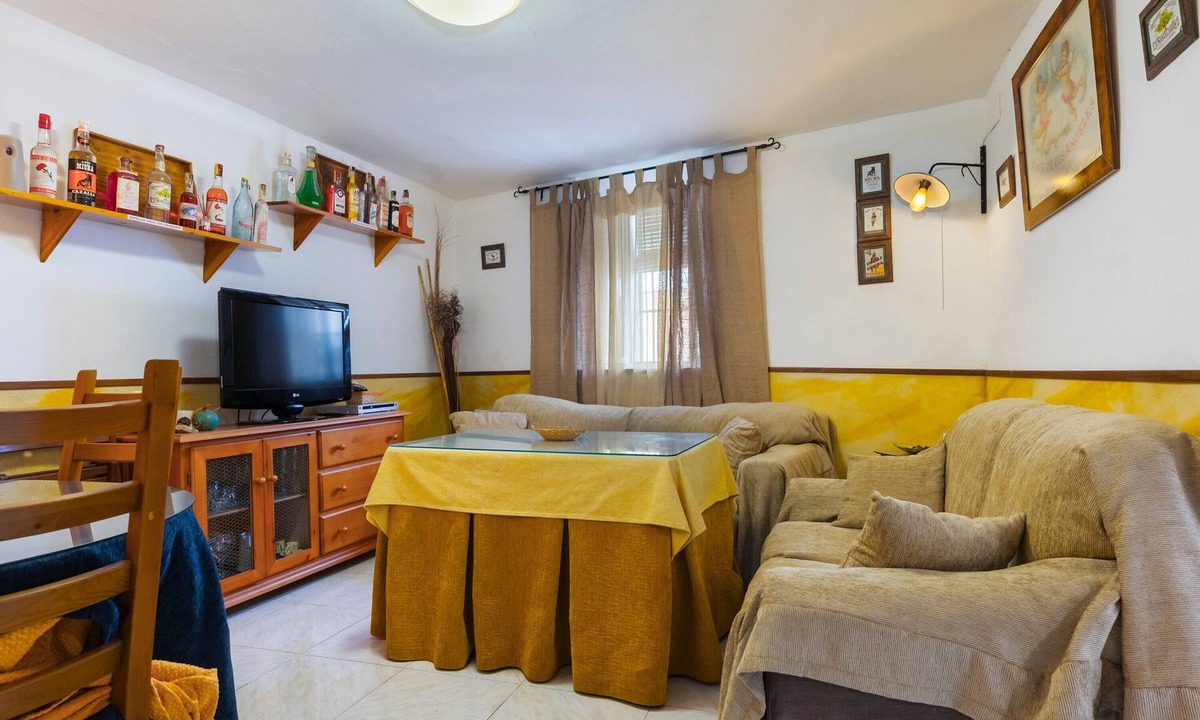 Cazalla De La Sierra House | Country House 'Fuente Nueva' with Balcony