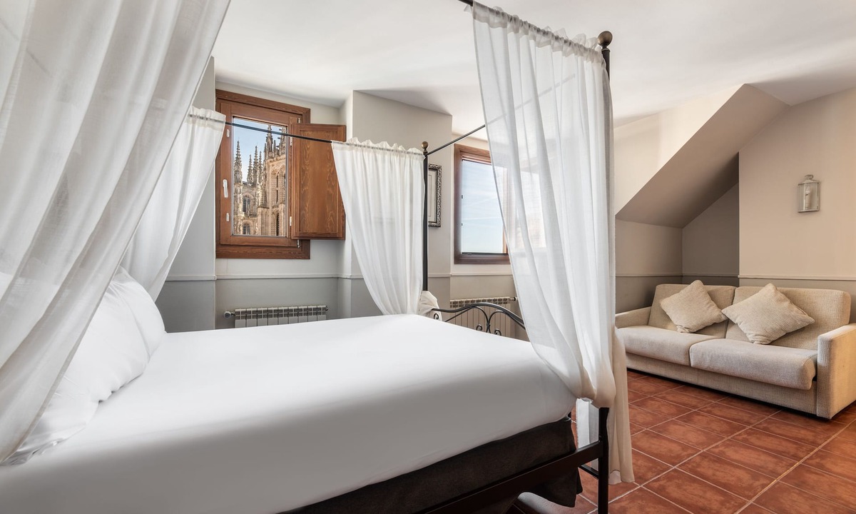 Burgos Hotel | Crisol Mesón del Cid