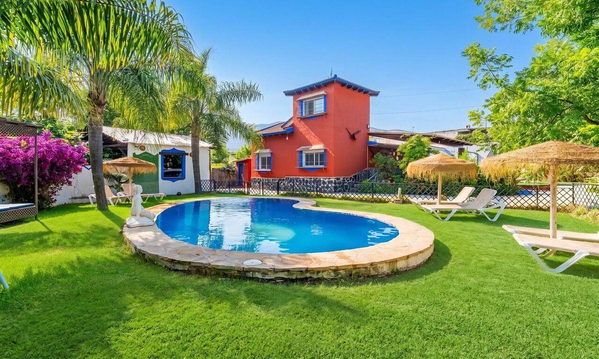 Alhaurin el Grande Villa | Cubo's Villa Sonia/Private pool/BBQ/Free Wi-Fi