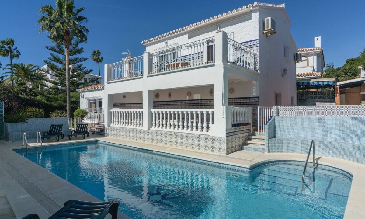 Velez-Malaga Villa | Cubo's Villa Marieli Chilches/private pool/sea view/air conditioning/free wifi