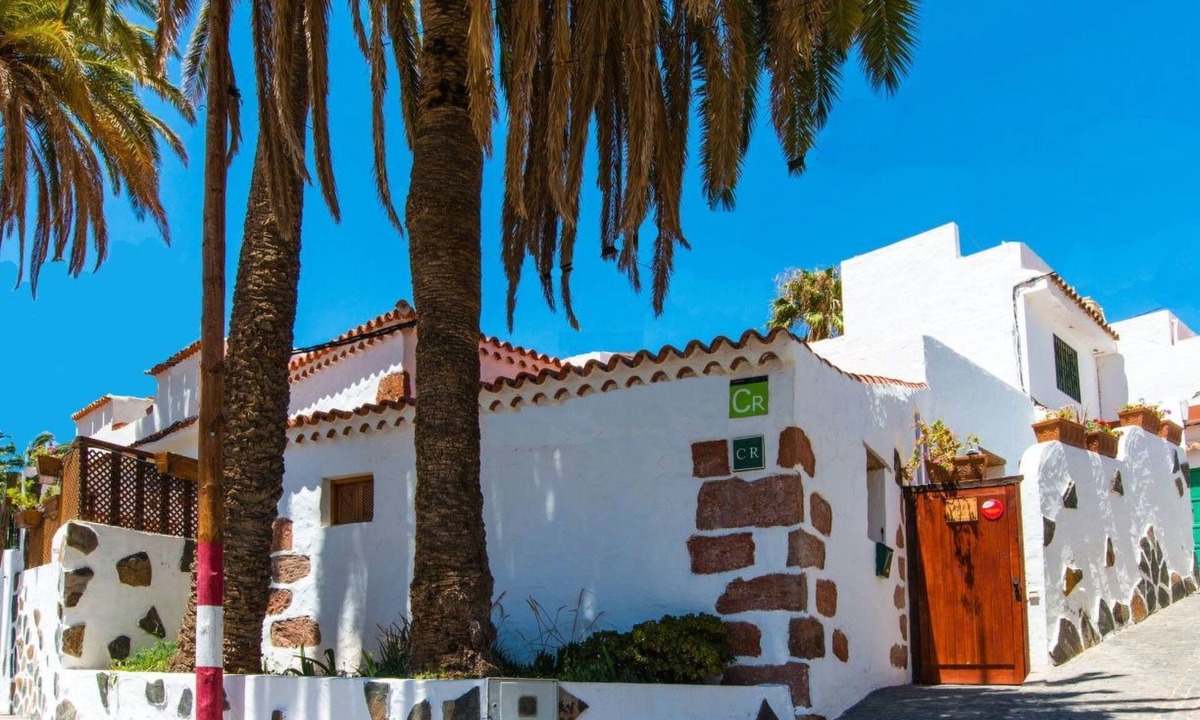 La Sorrueda House | Die Schule von La Sorrueda by Interhome
