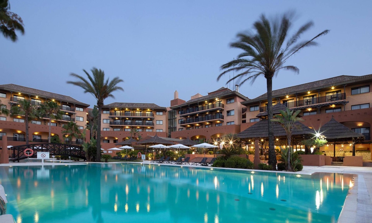 Islantilla Resort | DoubleTree by Hilton Islantilla Beach Golf Resort