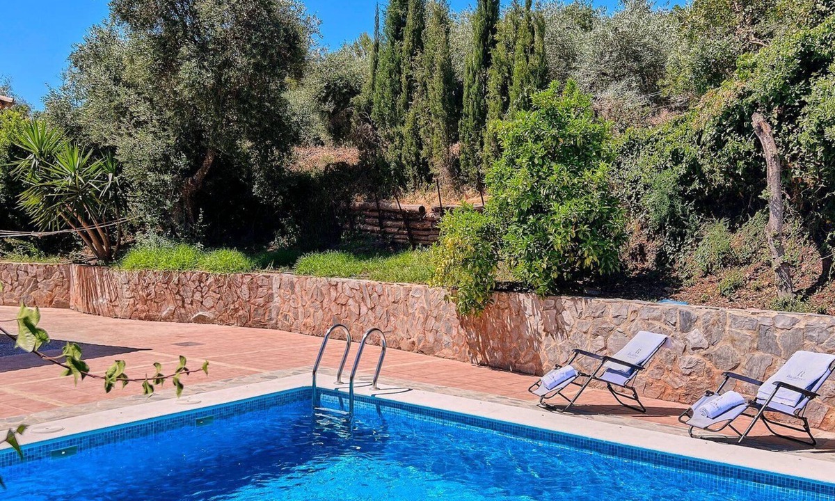 Algodonales Villa | El Carrasco Algodonales by Ruralidays