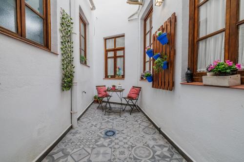 Cercadilla-Medina Azahara Apartment | El Orfebre Apartment - Cordoba Center