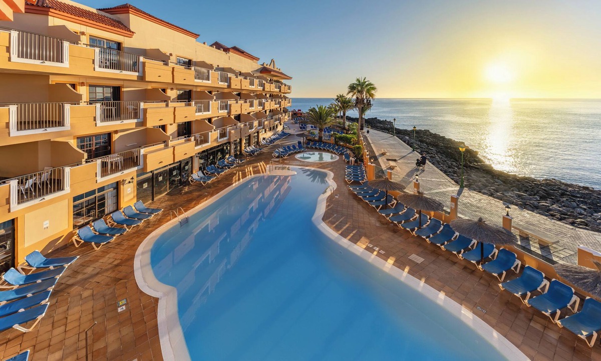 Castillo Caleta de Fuste Hotel | Elba Castillo San Jorge & Antigua Suite Hotel