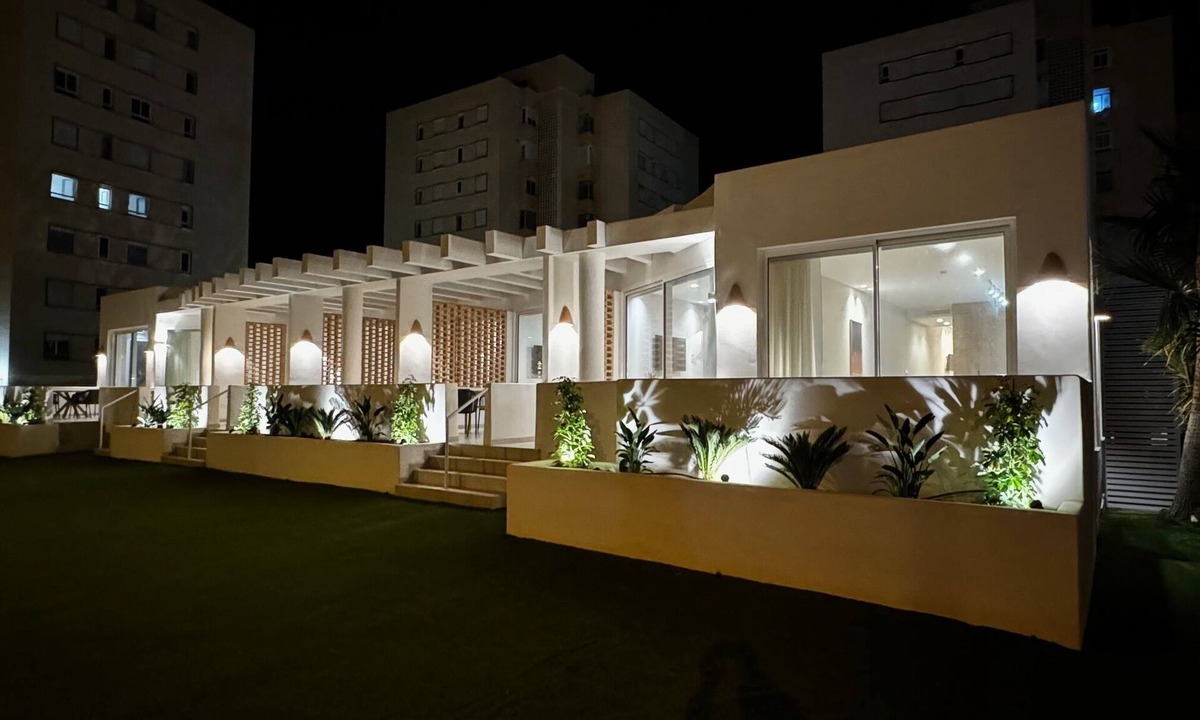 Urbanova Apartment | Elegante Casa con Vistas al mar en la Playa #6