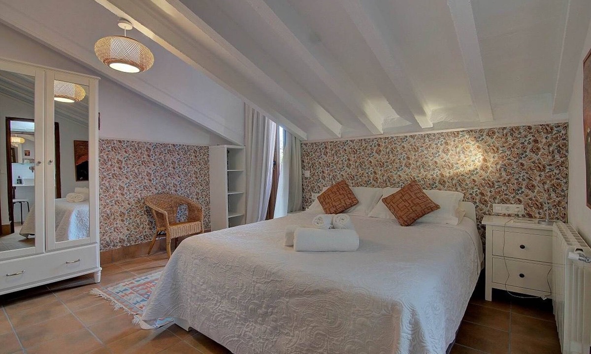 Vall de Gallinera House | Els Llombos - the suite